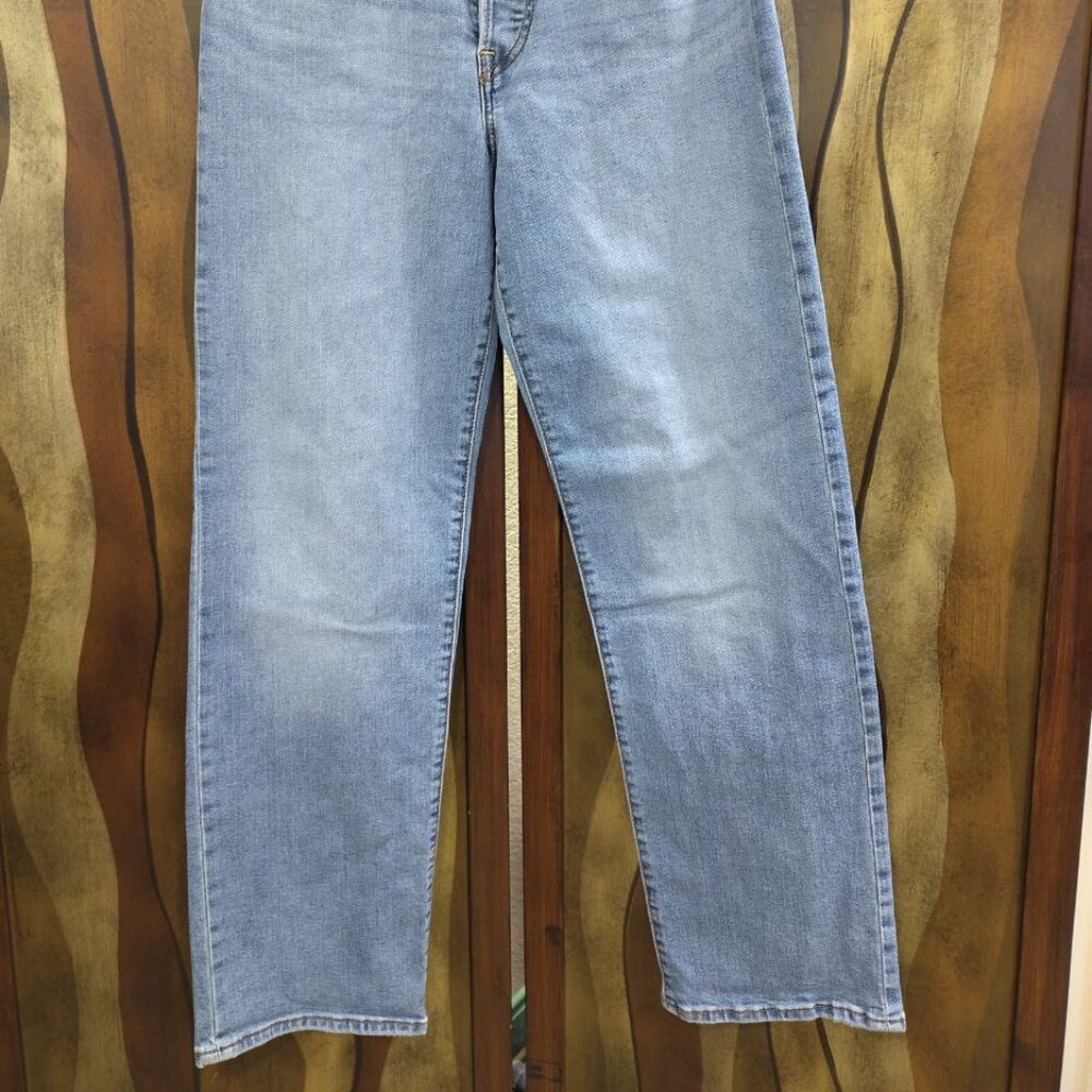 Levi's Ribcage Straight - Picture 2 of 7